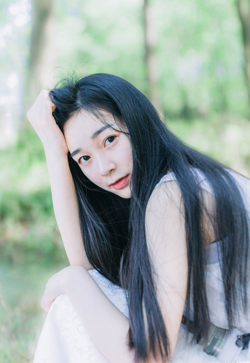 不要因为别人的一句话，而夺走你今天的快乐。